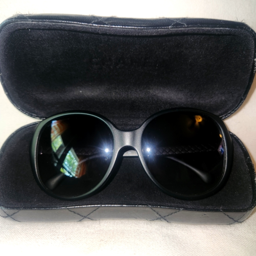 Chanel sunglasses, loved, still in good condition.